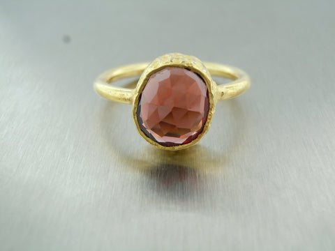 Picture of Garnet Ring