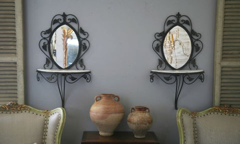 Picture of Consoles with Mirror