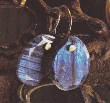 Picture of Labradorite Pin Earrings