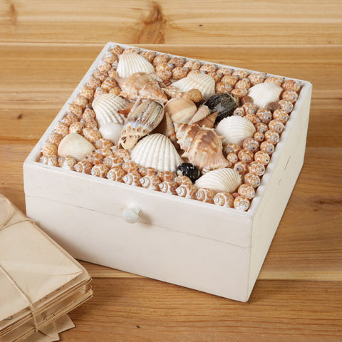 Picture of Sailor's Valentine Hinged Box