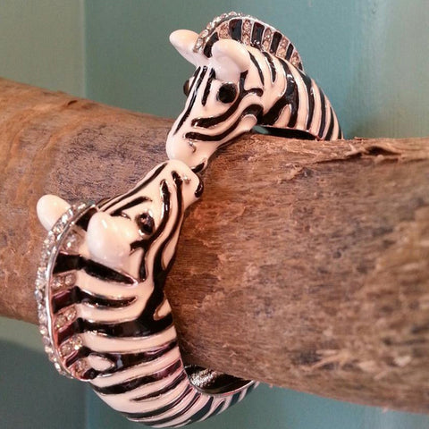 Picture of Zebra Kiss Bangle
